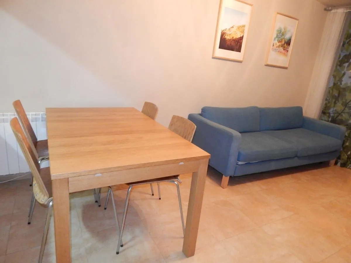 Casa Canut Tartareu Spain